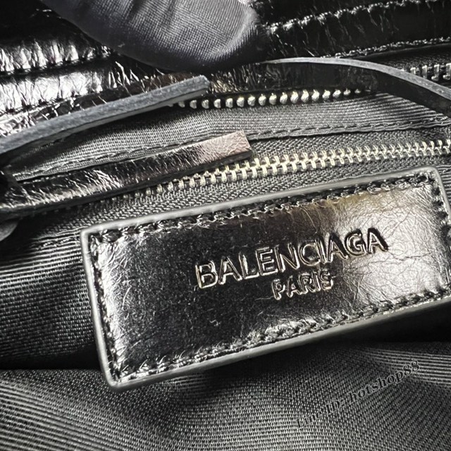 Balenciaga專櫃爆款新版中號機車包 巴黎世家經典印字LOGO款銀色小平釘手提機車包 fyj1031